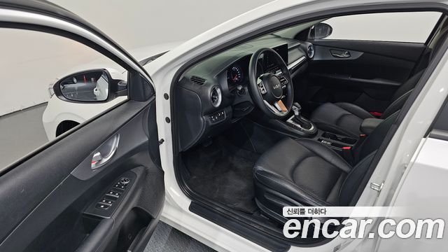 Kia K3 (II) 1.6 Trendy 2022 — фото 10