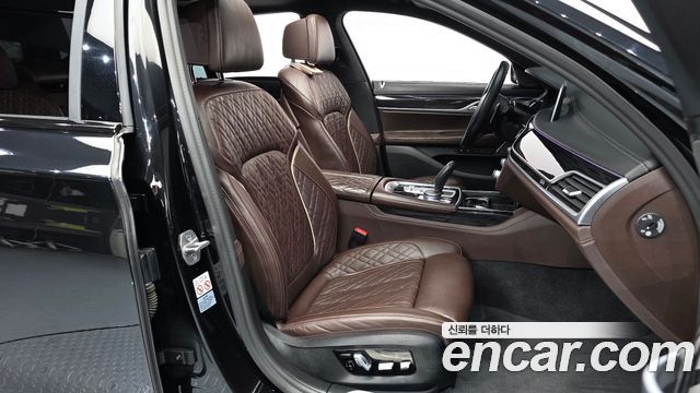 BMW 7 Series (G11) 745e iPerformance M Sport 2022 — фото 10