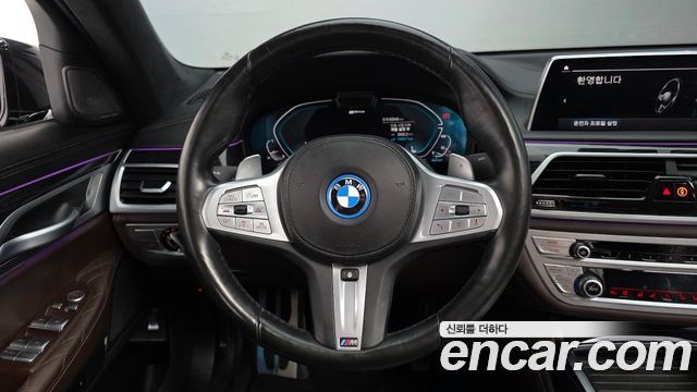 BMW 7 Series (G11) 745e iPerformance M Sport 2022 — фото 13