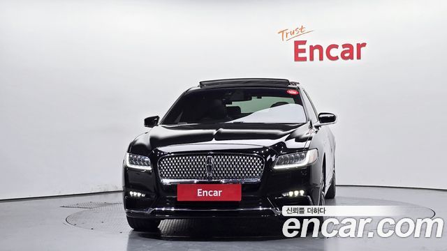 Lincoln Continental (X) 3.0 Presidential AWD 2017 — фото 3