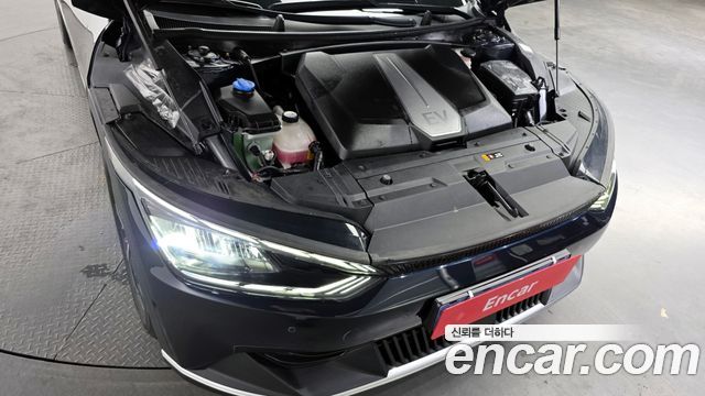 Kia EV6 Long Range Air 2023 — фото 6