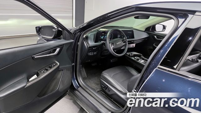 Kia EV6 Long Range Air 2023 — фото 10