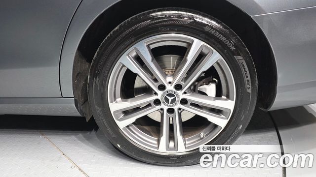 Mercedes-Benz E-Class (W213) E350 4MATIC Avantgarde 2022 — фото 5