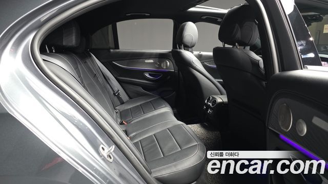 Mercedes-Benz E-Class (W213) E350 4MATIC Avantgarde 2022 — фото 12