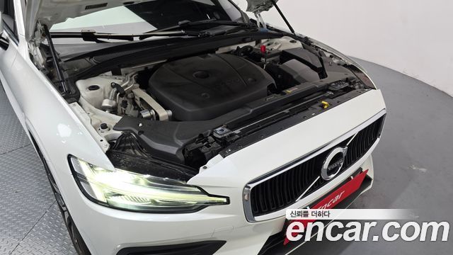 Volvo S60 (III) T5 Momentum 2020 — фото 6