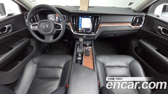 Volvo S60 (III) T5 Momentum 2020 — фото 7