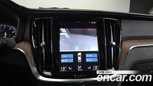 Volvo S60 (III) T5 Momentum 2020 — фото 14