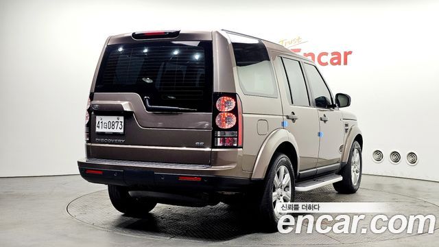 Land Rover Discovery 4 3.0 SDV6 SE 2016 — фото 2