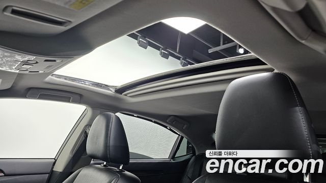 Lexus ES300h Supreme XV60 2014 — фото 18