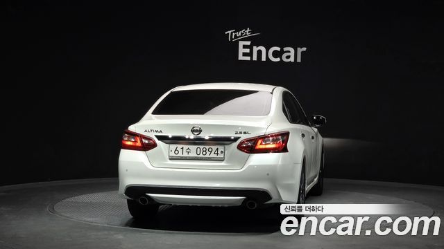 Nissan Altima 2.5 L33 2017 — фото 4