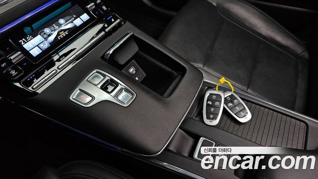 Hyundai Grandeur Hybrid (IG) Le Blanc 2022 — фото 9