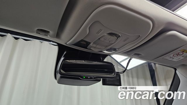 Jeep Renegade 1.3 Limited 2023 — фото 18
