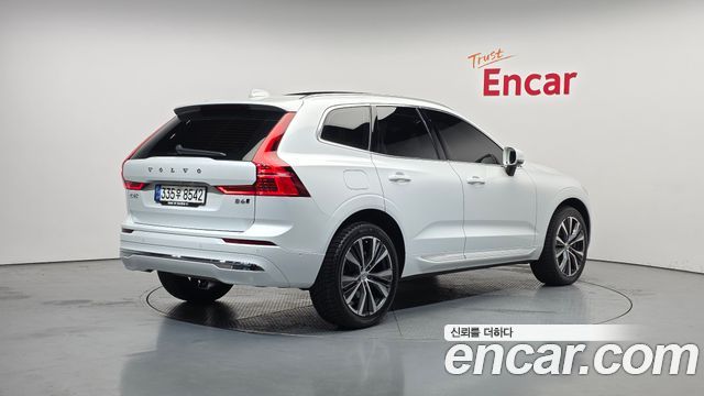 Volvo XC60 (II) B6 Inscirtion 2022 — фото 2
