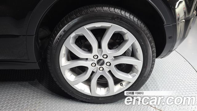 Land Rover Range Rover Evoque 2.0 TD4 HSE Dynamic 2018 — фото 5
