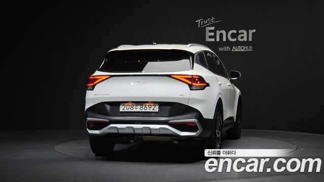 Kia Sportage (V) Diesel 2.0 4WD Prestige 2023 — фото 4