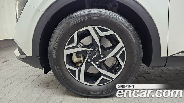 Kia Sportage (V) Diesel 2.0 4WD Prestige 2023 — фото 5