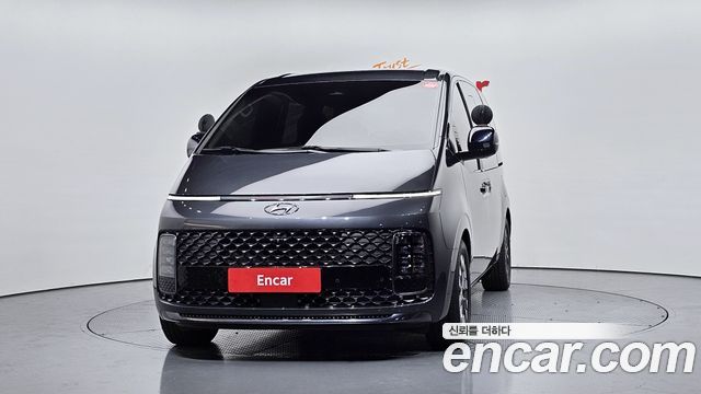 Hyundai Staria L3.5 Lounge 7-Seater Inspiration 2022 — фото 3