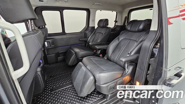 Hyundai Staria L3.5 Lounge 7-Seater Inspiration 2022 — фото 12