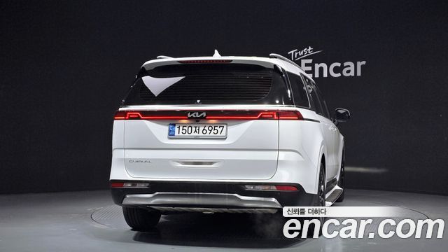 Kia Carnival (IV) Gasoline 7-Seater Signature 2022 — фото 4