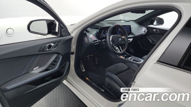 BMW 1 Series (F70) M135 xDrive Pro First Edition 2025 — фото 10