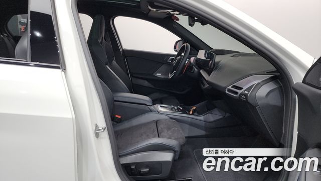 BMW 1 Series (F70) M135 xDrive Pro First Edition 2025 — фото 15