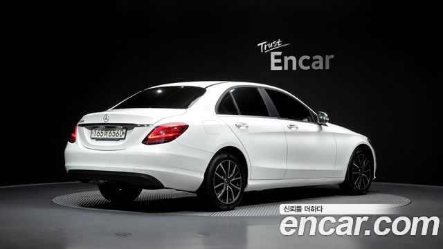 Mercedes-Benz C-Class (W205) C200 2019 — фото 2
