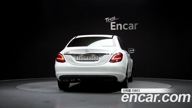 Mercedes-Benz C-Class (W205) C200 2019 — фото 4