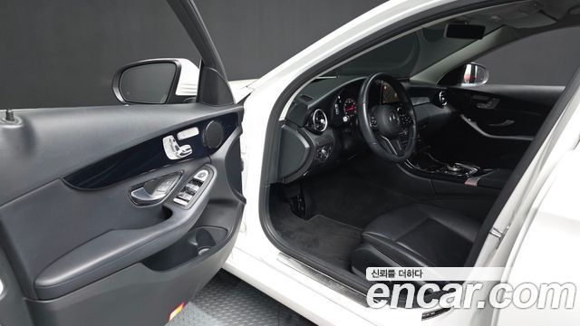 Mercedes-Benz C-Class (W205) C200 2019 — фото 10