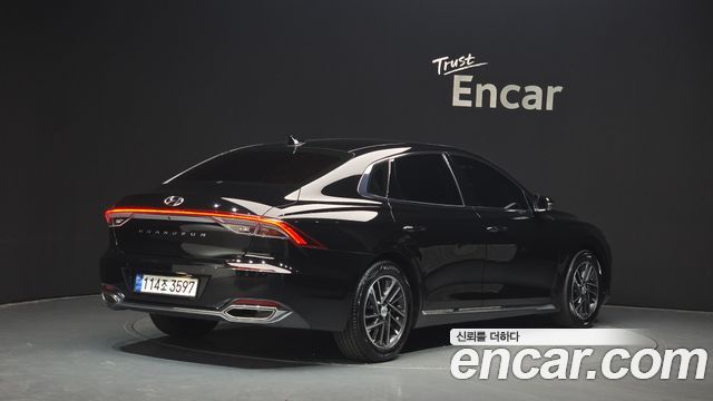 Hyundai Grandeur (IG) 2.5 Premium 2022 — фото 2