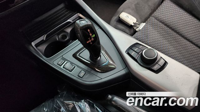 BMW 1 Series (F20) 118d M Sport Shadow 5 Door 2018 — фото 9