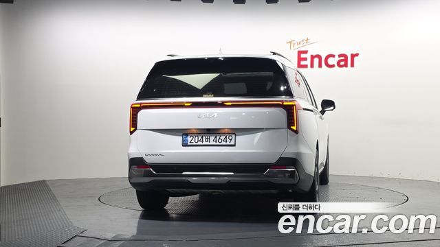 Kia Carnival (IV) Gasoline 9-Seater Signature 2025 — фото 4
