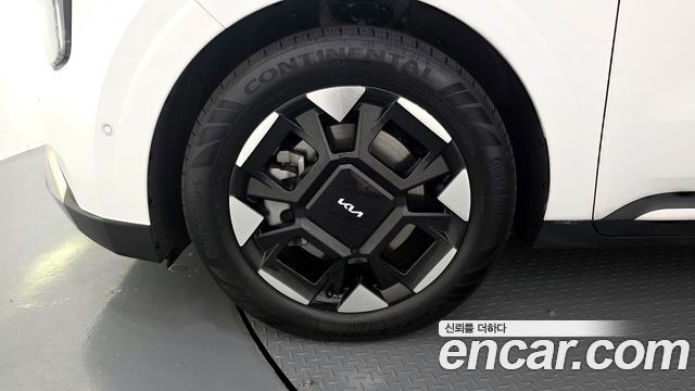 Kia Carnival (IV) Gasoline 9-Seater Signature 2025 — фото 5