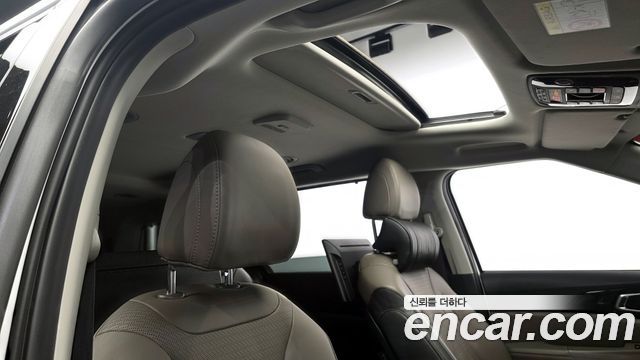 Kia Carnival (IV) Gasoline 9-Seater Signature 2025 — фото 17