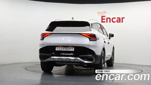 Kia Sportage (V) Gasoline 1.6 Turbo 2WD Prestige 2022 — фото 4