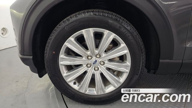 Ford Explorer (VI) 2.3 LimIted 4WD 2020 — фото 5