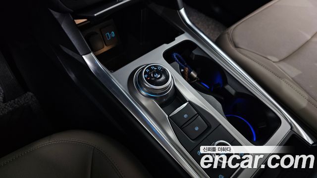 Ford Explorer (VI) 2.3 LimIted 4WD 2020 — фото 9