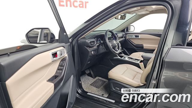 Ford Explorer (VI) 2.3 LimIted 4WD 2020 — фото 10