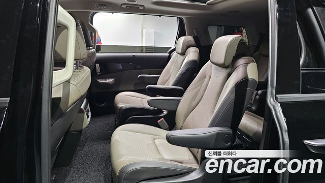 Kia Carnival (IV) Diesel 9-Seater Gravity 2025 — фото 12