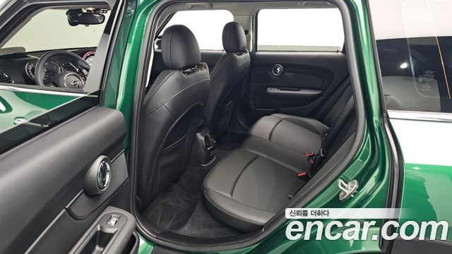 MINI Cooper S Clubman Standard 2nd 2021 — фото 12