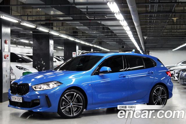 BMW 1 Series (F40) 120i M Sports 2023 — фото 3