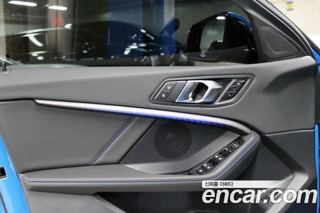 BMW 1 Series (F40) 120i M Sports 2023 — фото 7