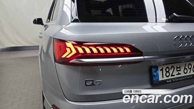 Audi Q7 (4M) 45 TDI Quattro Premium 2021 — фото 23