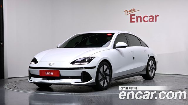 Hyundai Ioniq 6 Long Range AWD Exclusive + 2023 — фото 1