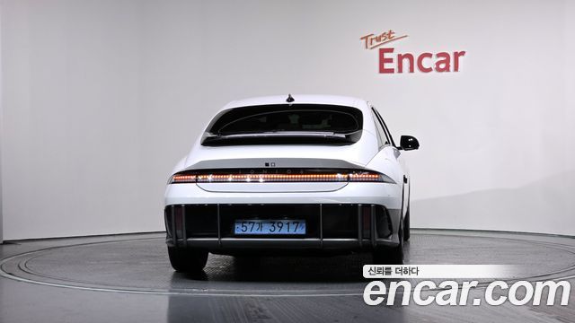 Hyundai Ioniq 6 Long Range AWD Exclusive + 2023 — фото 4