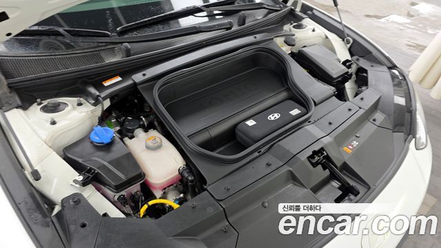 Hyundai Ioniq 6 Long Range AWD Exclusive + 2023 — фото 6