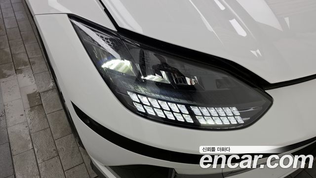 Hyundai Ioniq 6 Long Range AWD Exclusive + 2023 — фото 22