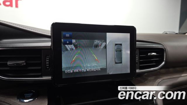 Ford Explorer (VI) 3.0 Platinum 4WD 2022 — фото 15