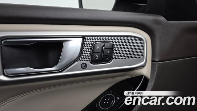 Ford Explorer (VI) 3.0 Platinum 4WD 2022 — фото 16
