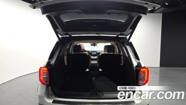 Ford Explorer (VI) 3.0 Platinum 4WD 2022 — фото 20