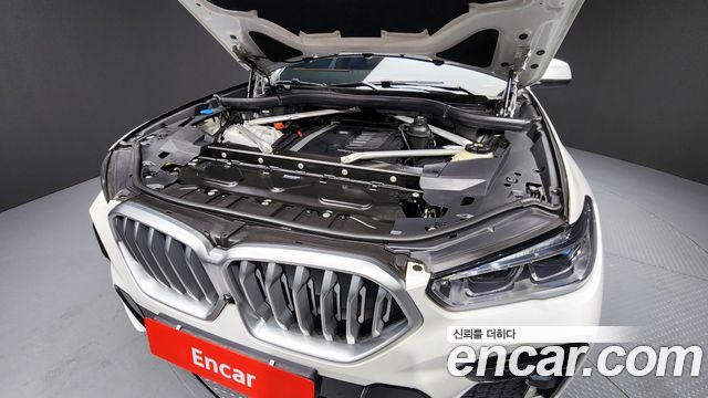 BMW X6 (G06) xDrive40i M Sport 2022 — фото 6
